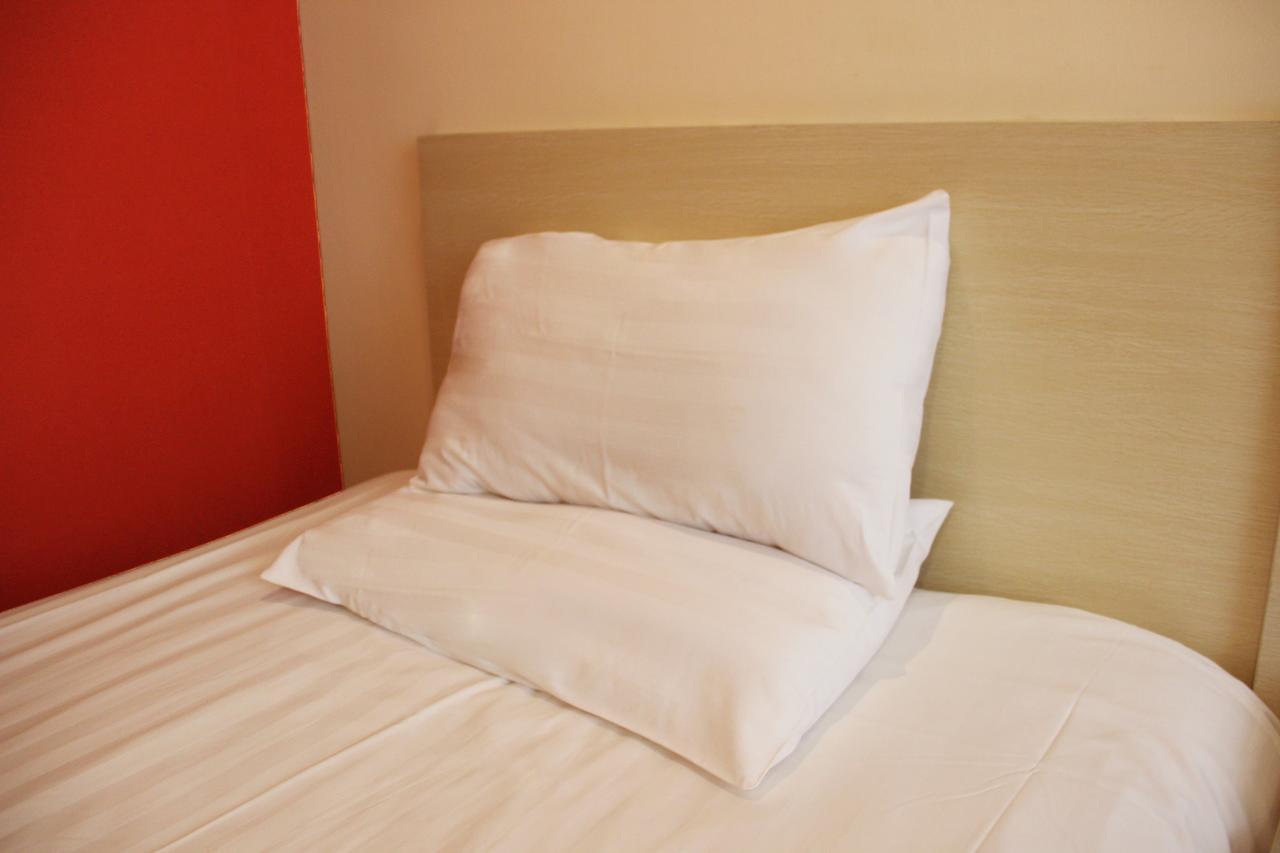 Starway Hotel Nantong Sports Convention Center Стая снимка